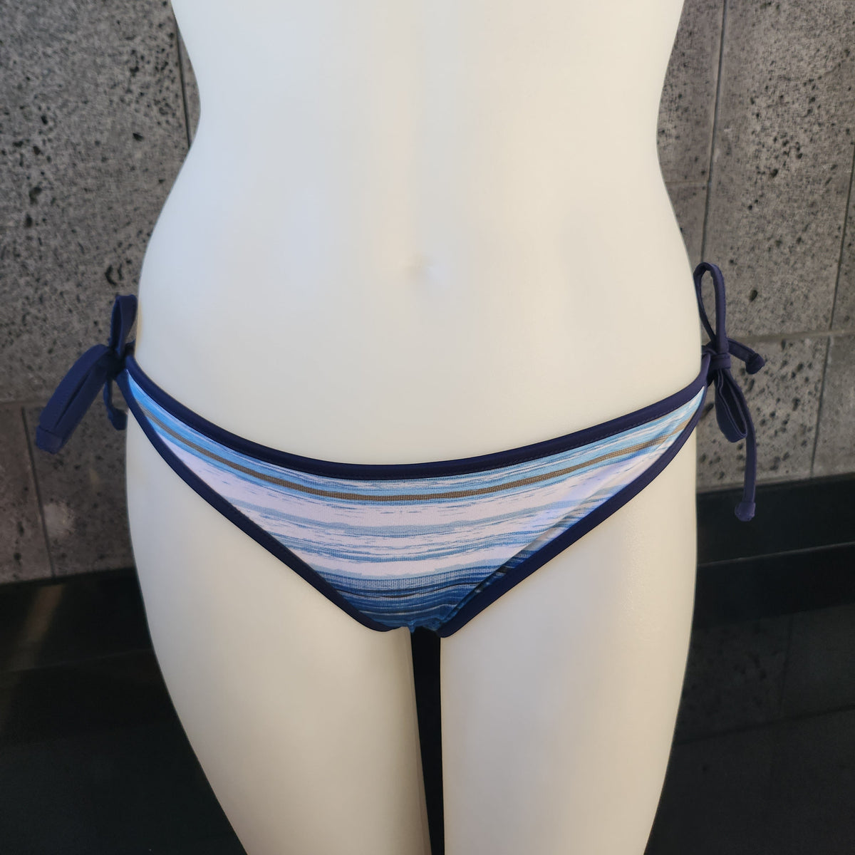 Loco Boutique Waterfall Removable Bow-0