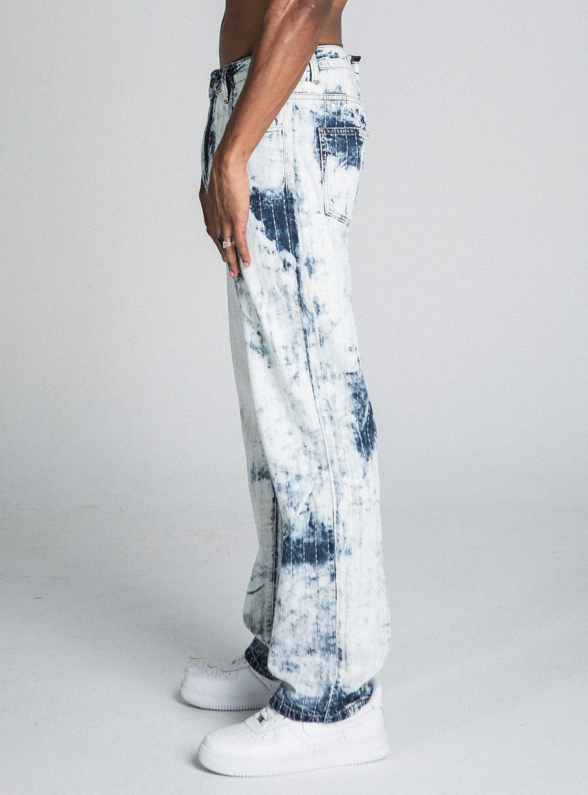 AJ01L-1 Tie-Dye Loose Jeans
