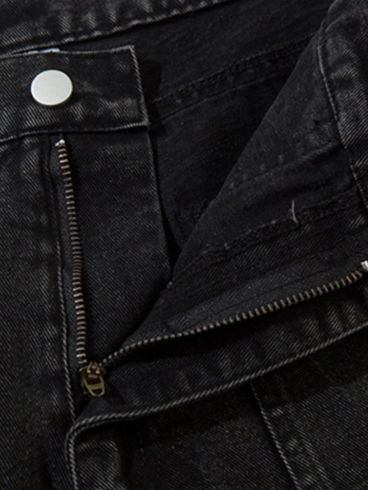 Men's Wide Leg Cargo Denim Jeans with Multi Pockets