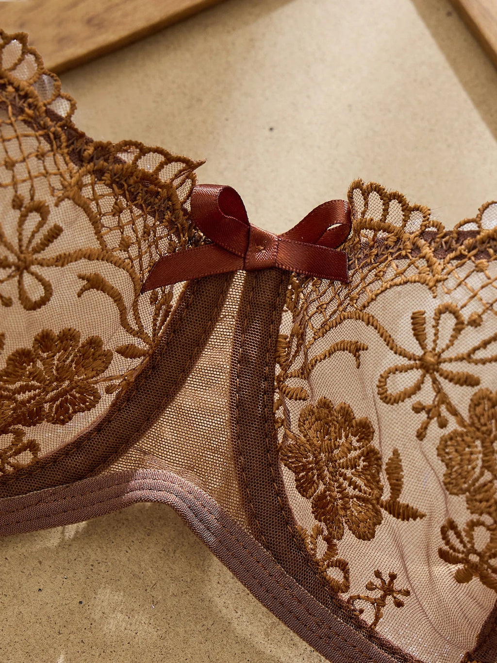 Floral embroidered lingerie set - product image 18