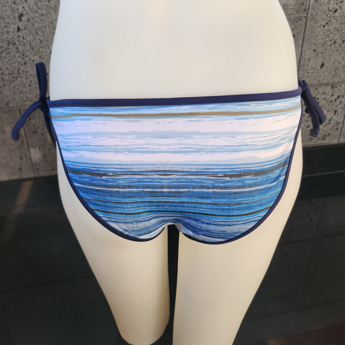 Loco Boutique Waterfall Removable Bow-1